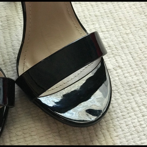 Black Patent Heels. Worn only once! - Picture 3 of 5